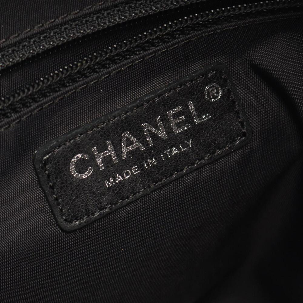 CHANEL Black Leather Tote Bag - Picture 4 of 10